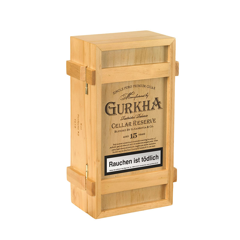 Gurkha Cellar Reserve 15 Years Koi Zigarren Kiste Closed