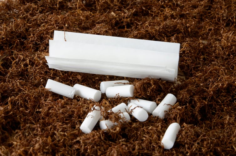 zigarette-drehen-tabak-filter-paperstCzYkcB9TXQnd