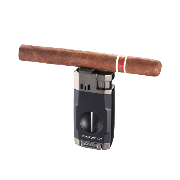 Silver Match Belfast Zigarrenfeuerzeug mit Cutter mit Zigarre