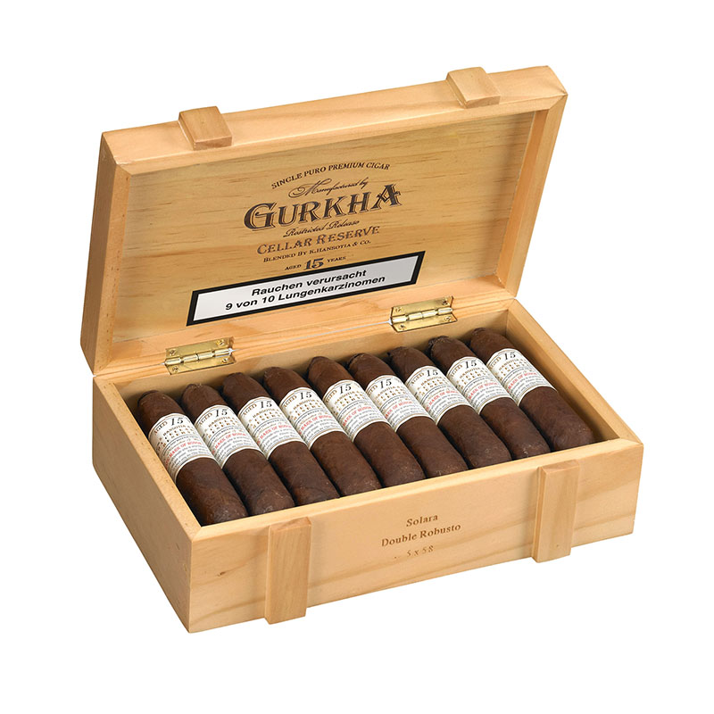 Gurkha Cellar Reserve 15 Years Solara Zigarren Kiste Open